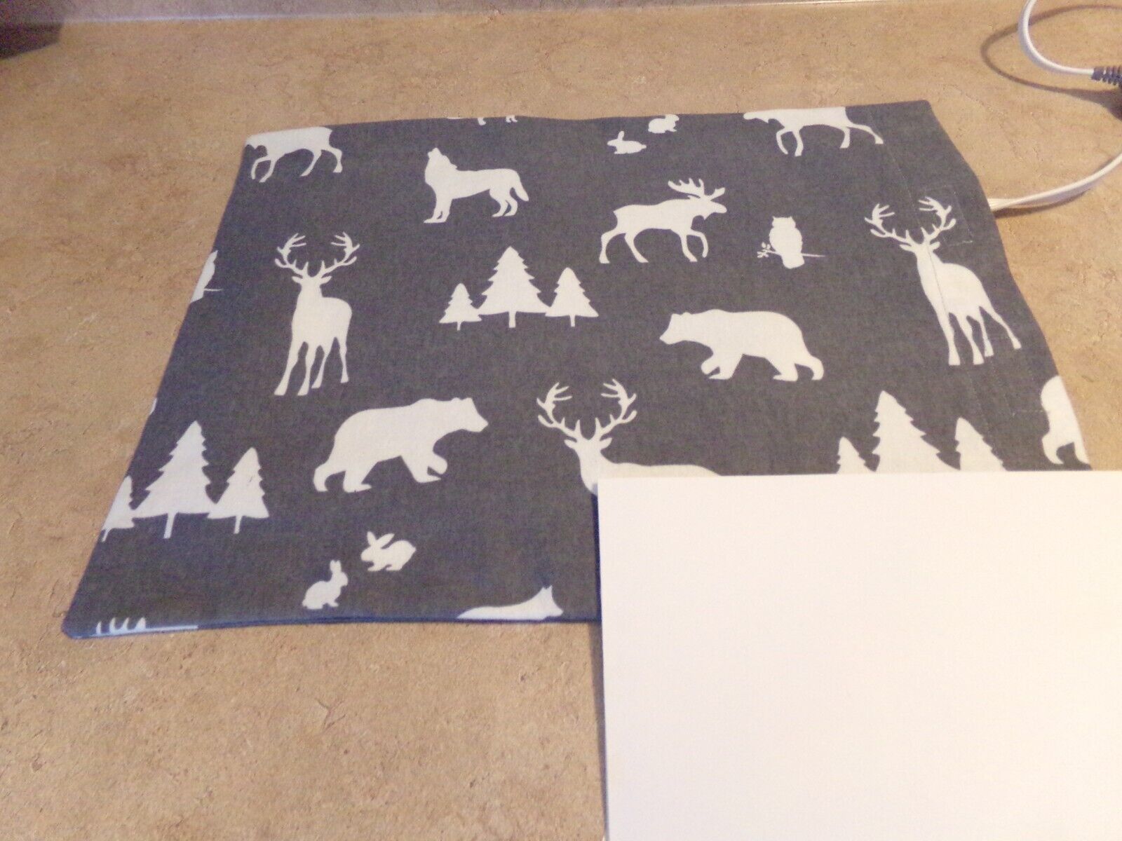 Cover Only Flannel For Elec Heating Pad~winter Wild Life/gray   12" X 15"  #3073